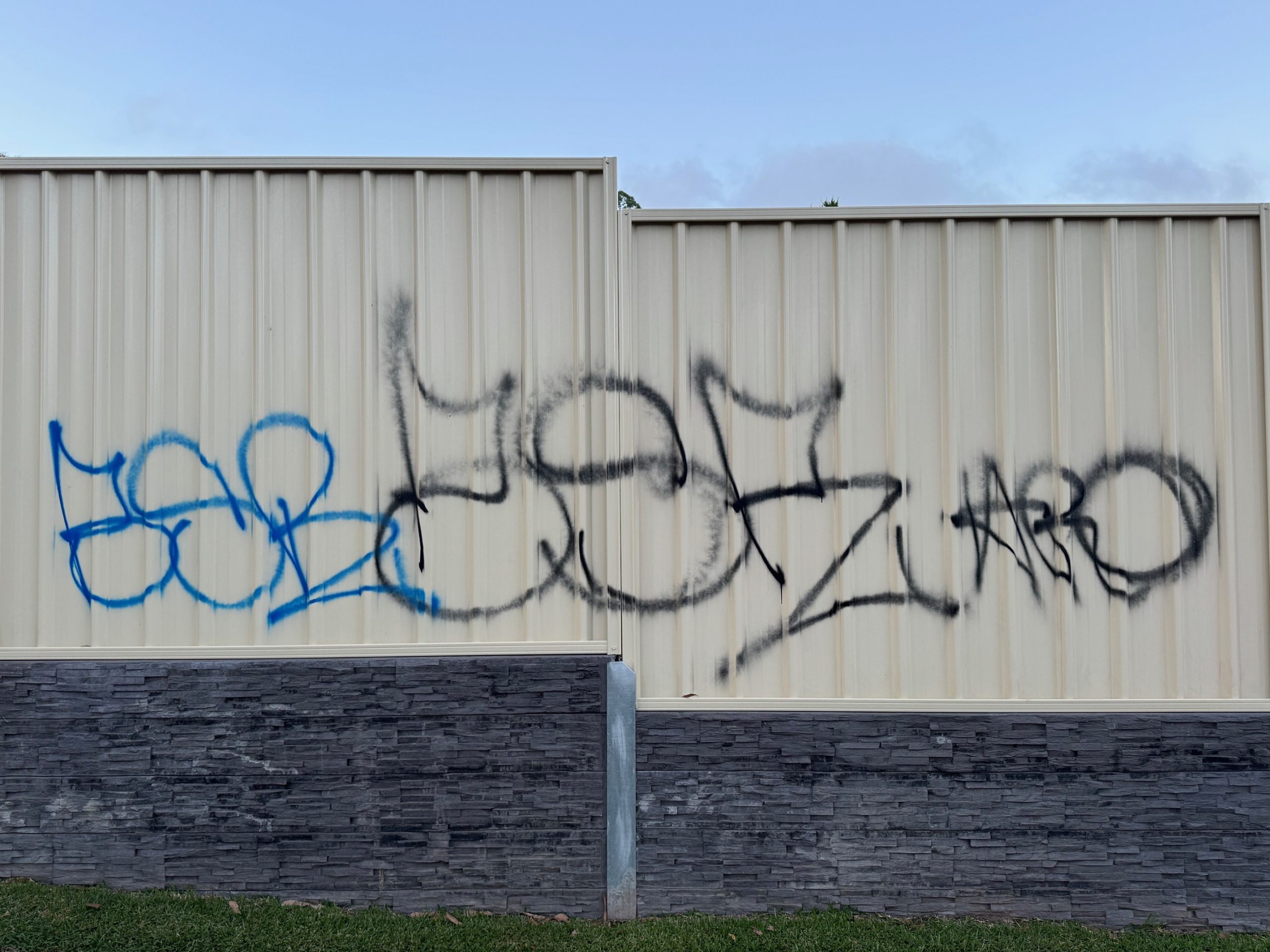 graffiti-removal-central-coast-before