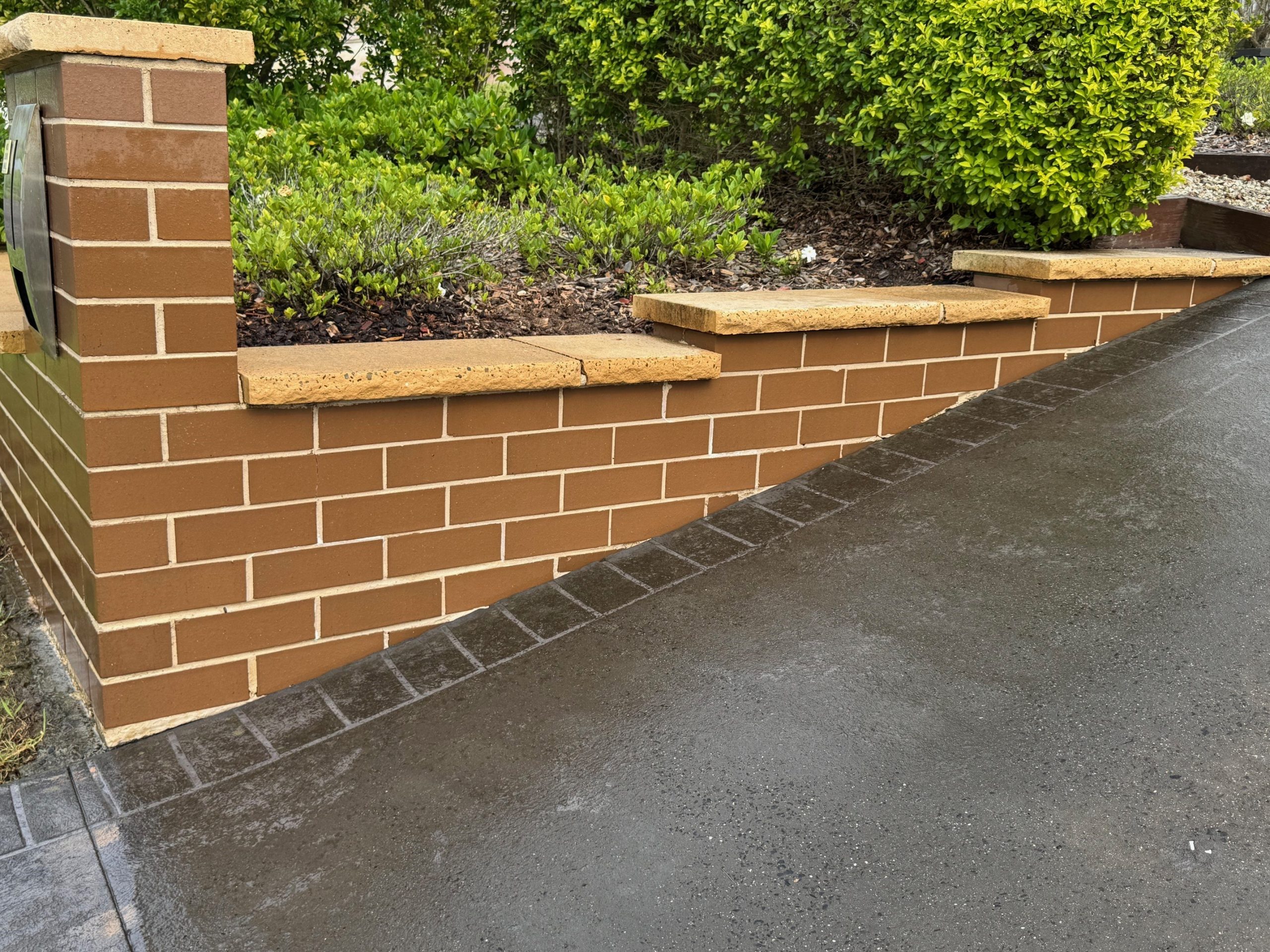 Efflorescence-Removal-Services-After